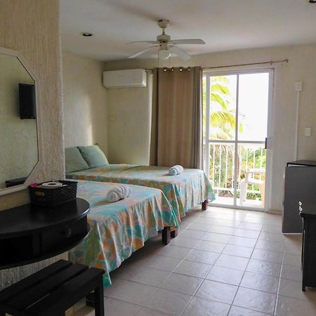 Hotel Ma Elena Isla Mujeres Exteriör bild