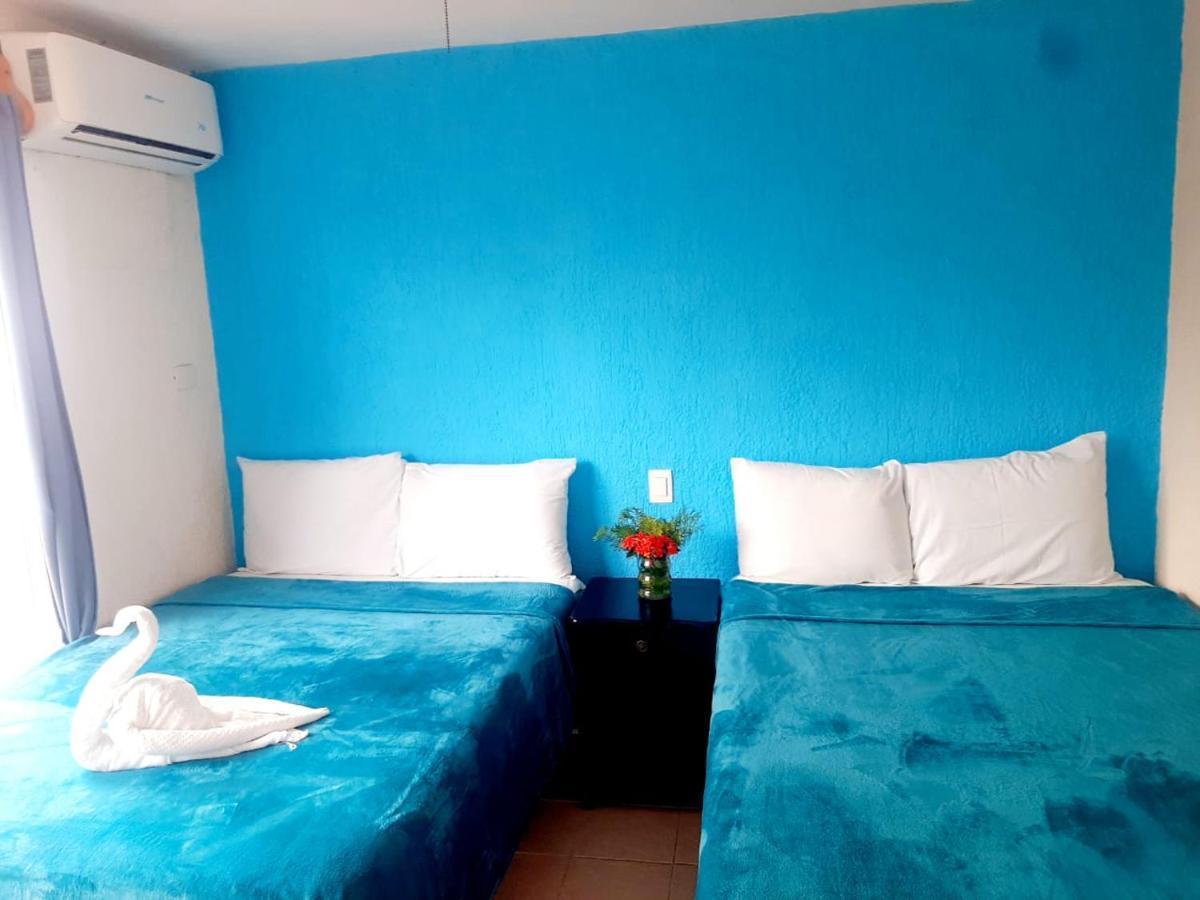 Hotel Ma Elena Isla Mujeres Exteriör bild